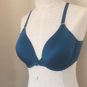 Maidenform front closure bra